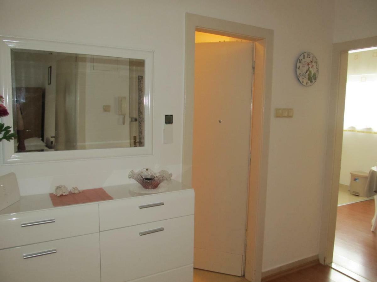 Apartman Jelinic สปลิท ภายนอก รูปภาพ
